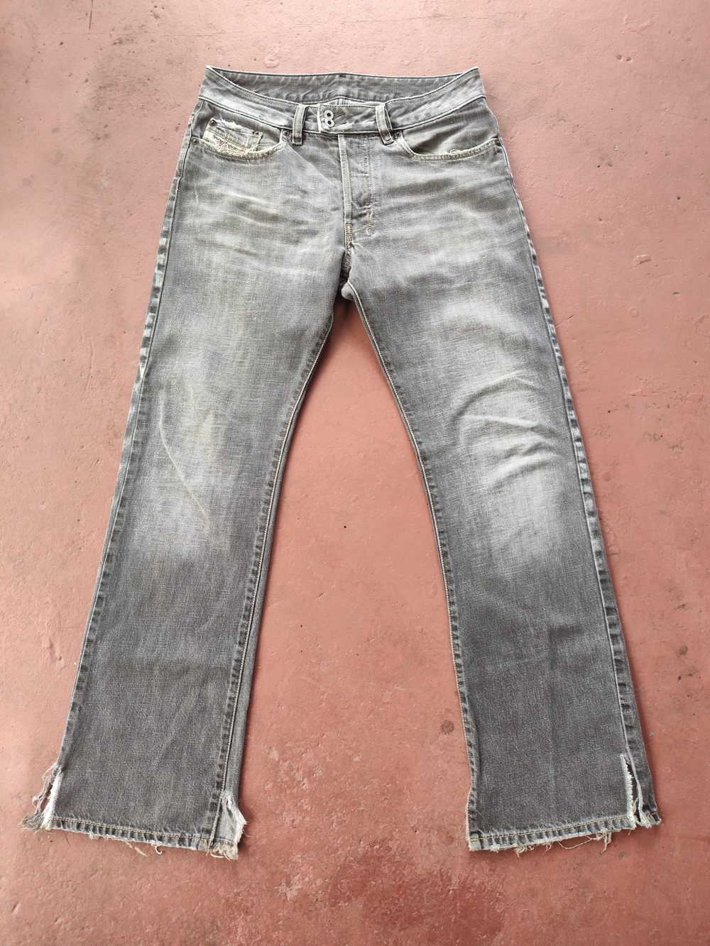 Diesel Rebox Art 754 Black Distressed Mens Straight Jeans Bootcut 30x30 Italy